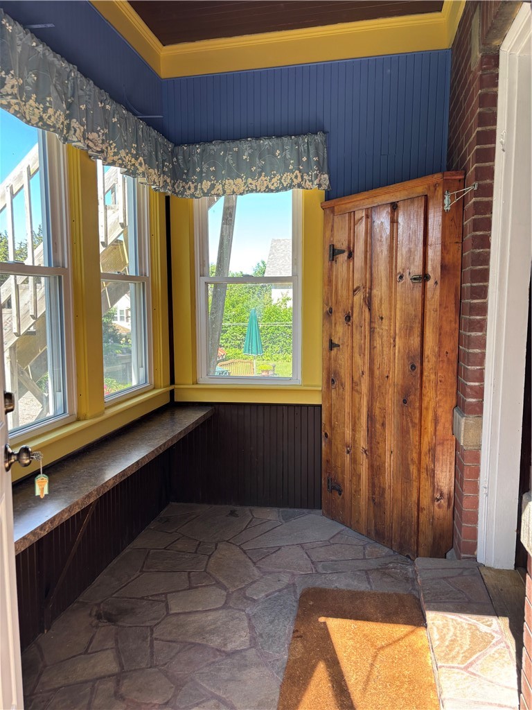35 Oak Street, Unit 1 Westerly, RI 02891 - Photo 10 of 14 Enclosed porch