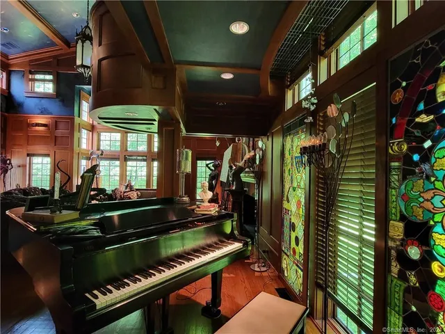 $2,995,000 | 22 Ketcham Road, Ridgefield, CT 06877