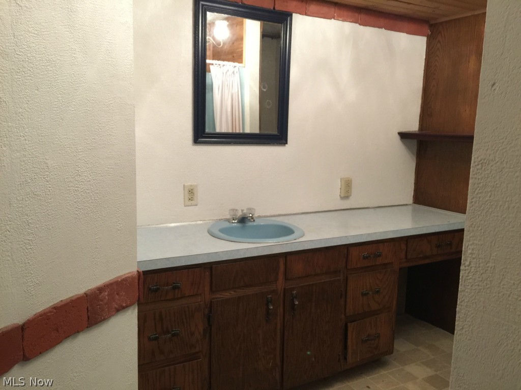 2549 Bramble Road Southwest Carrollton, OH 44615 - Photo 14 of 16 Gallery Image 14