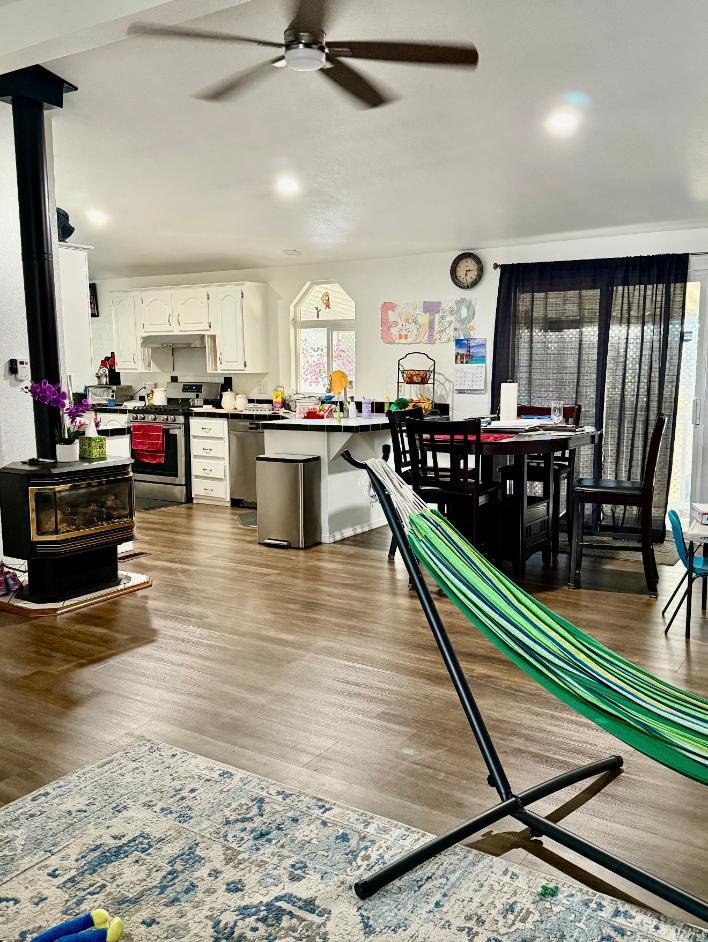 4837 Faith Home Road, Unit 136 Ceres, CA 95307 - Photo 2 of 26 Gallery Image 2