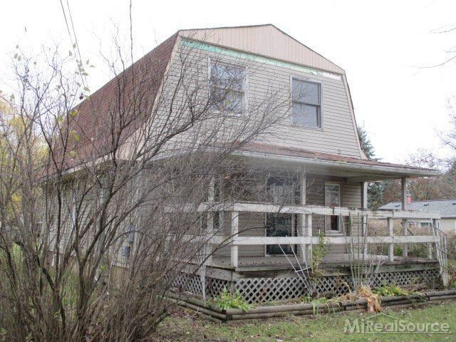7411 East Coldwater Road Davison, MI 48423 - Photo 2 of 20 31231731-1.JPG