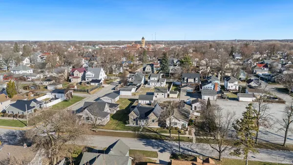 $210,000 | 209 East Ohio Street, Bluffton, IN 46714