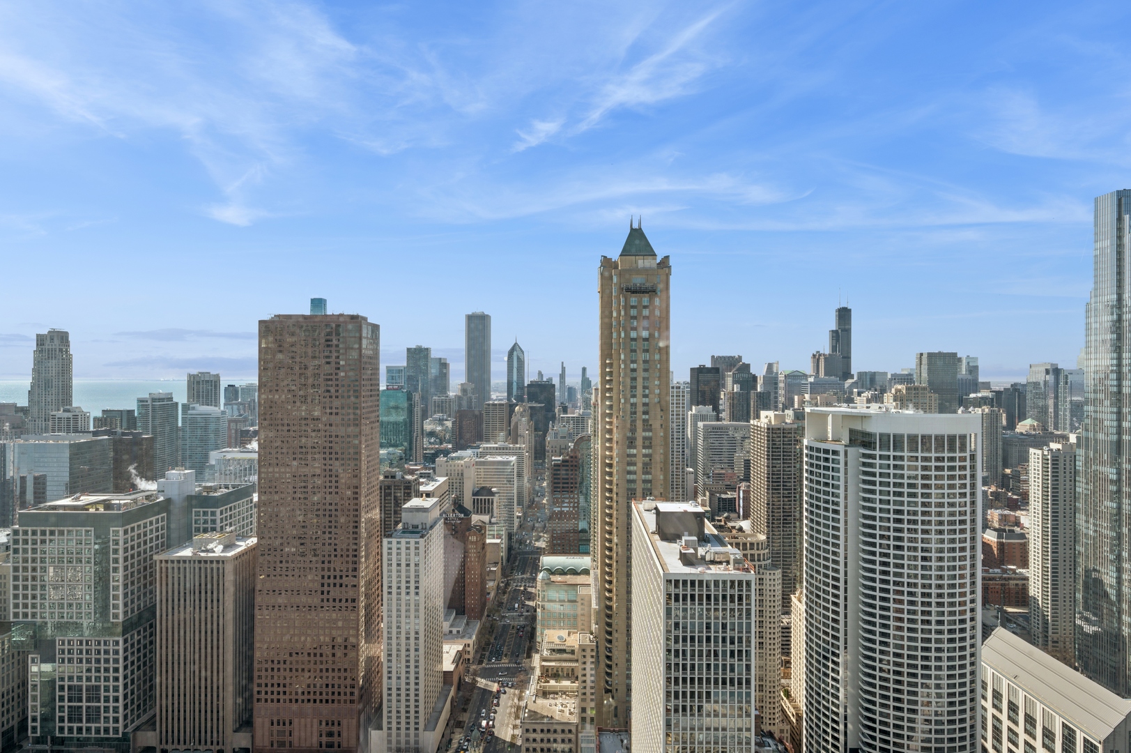 132 East Delaware Place, Unit 5201 Chicago, IL 60611 - Photo 37 of 42 a view of city