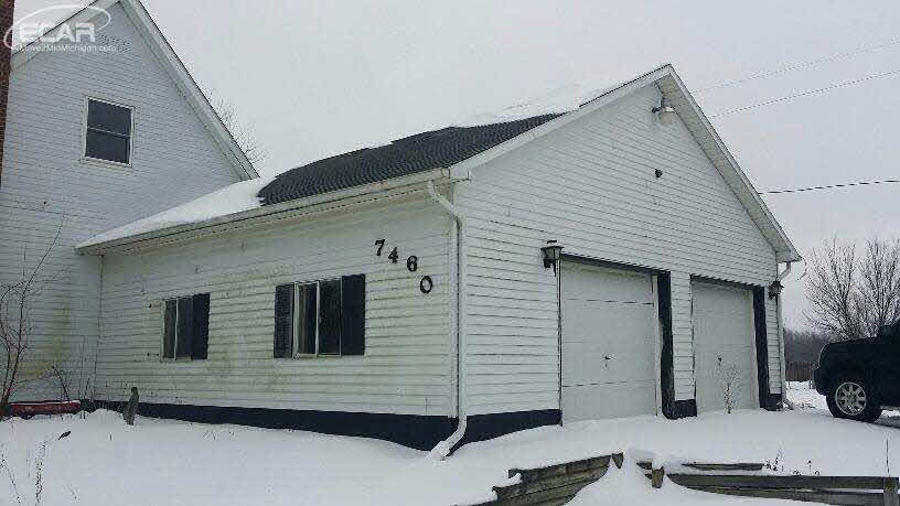 7460 Grand River Road Bancroft, MI 48414 - Photo 2 of 28 21243677-1.JPG