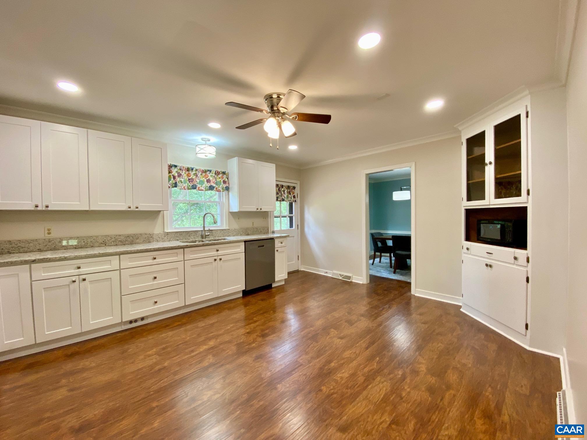 2612 Huntington Road Charlottesville, VA 22901 - Photo 11 of 36