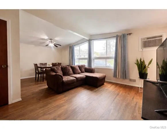 $620,000 | 51 North Pascack Road, Nanuet, NY 10954