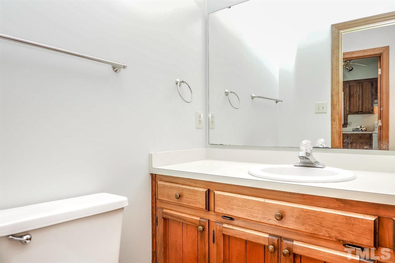 7609 Trowbridge Court Raleigh, NC 27613 - Photo 4 of 25