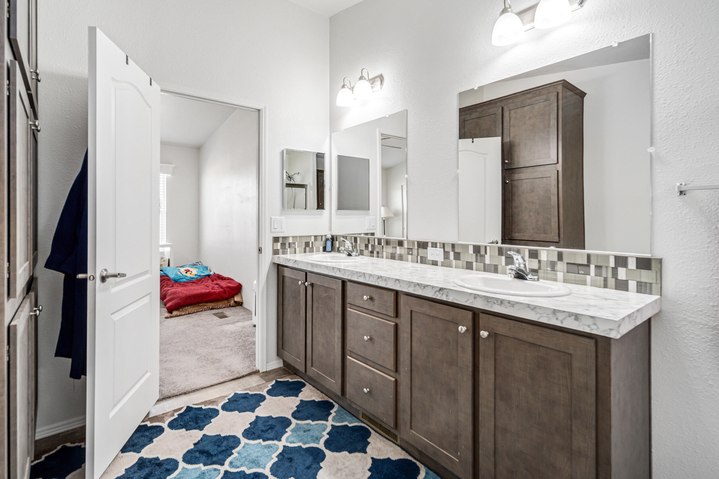 12370 Arena Road Pinon Hills, CA 92372 - Photo 21 of 32 Arena-21