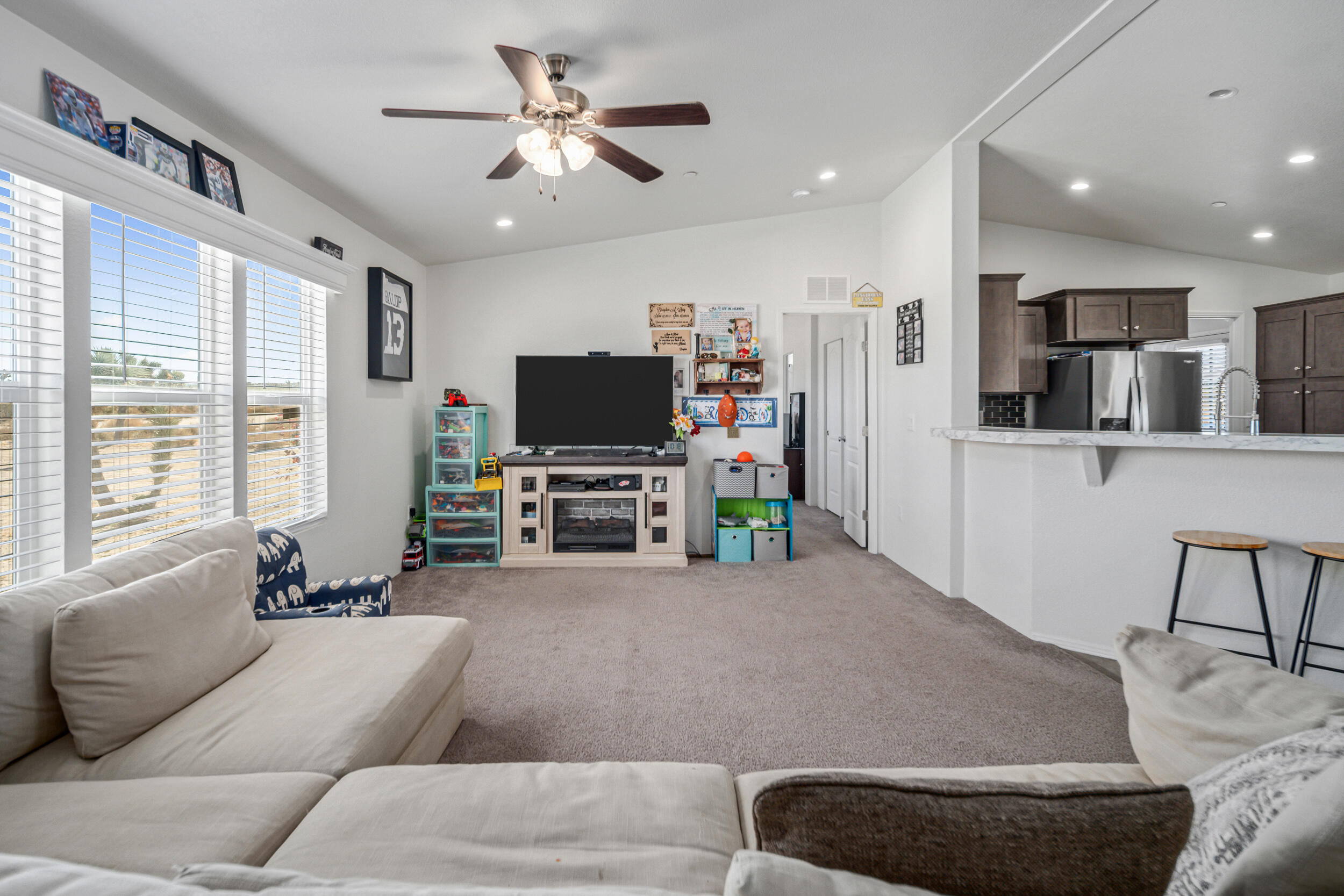 12370 Arena Road Pinon Hills, CA 92372 - Photo 7 of 32 Arena-07