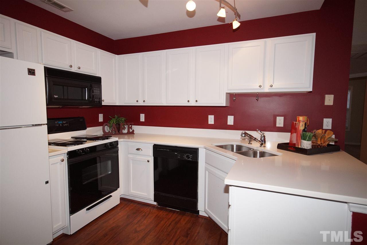 9016 Shallcross Way Raleigh, NC 27617 - Photo 10 of 24 Gallery Image 10
