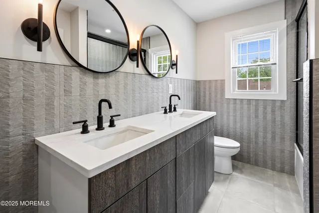 $5,000 | 5 Lynn Drive, Toms River, NJ 08753