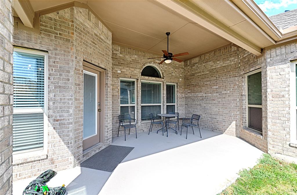 1802 Ranch View Drive Cedar Hill, TX 75104 - Photo 4 of 35 Gallery Image 4