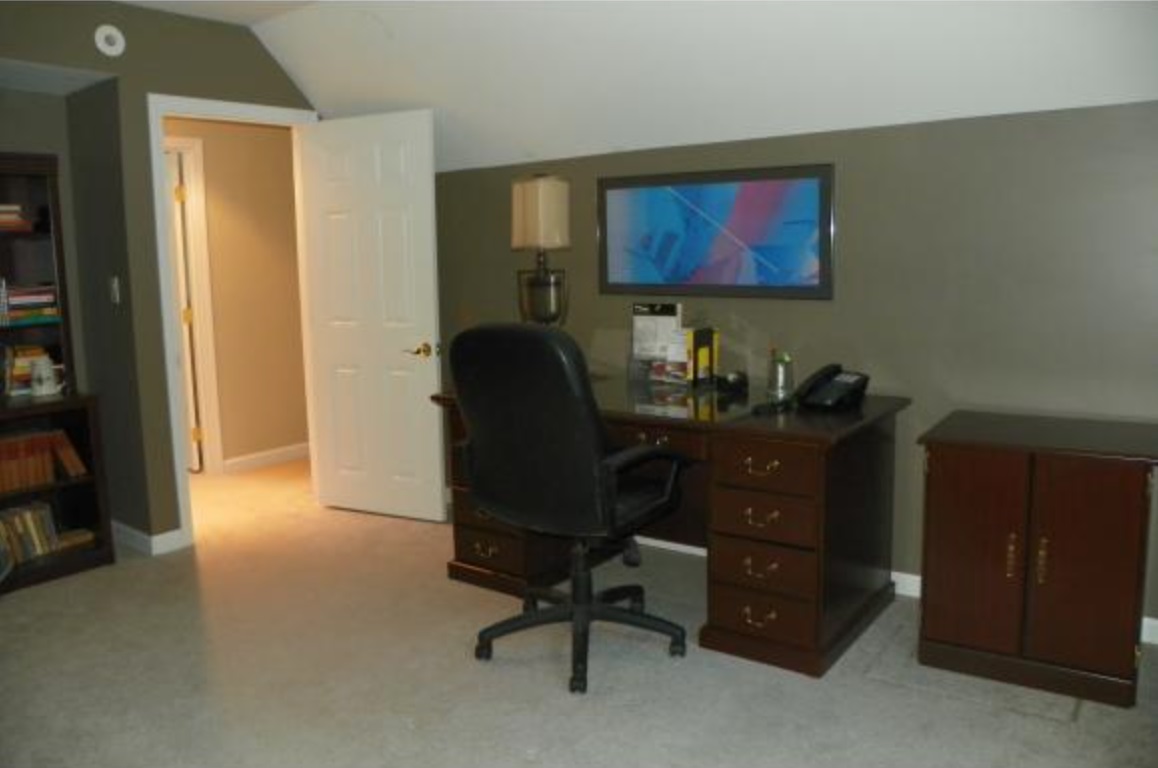 200 Royal Tyler Road Hartford, VT 05059 - Photo 20 of 22 Gallery Image 20