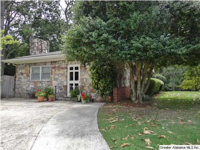 7101 Rowan Road Leeds, AL 35094 - Photo 3 of 31