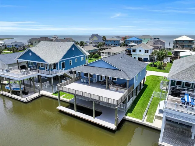 $4,300 | 22915 Martes Street, Galveston, TX 77554