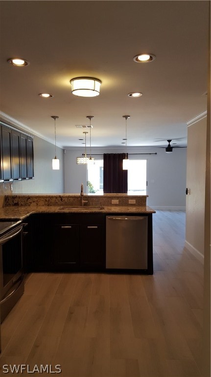 5313 Leeds Road Fort Myers, FL 33907 - Photo 2 of 21 Gallery Image 2