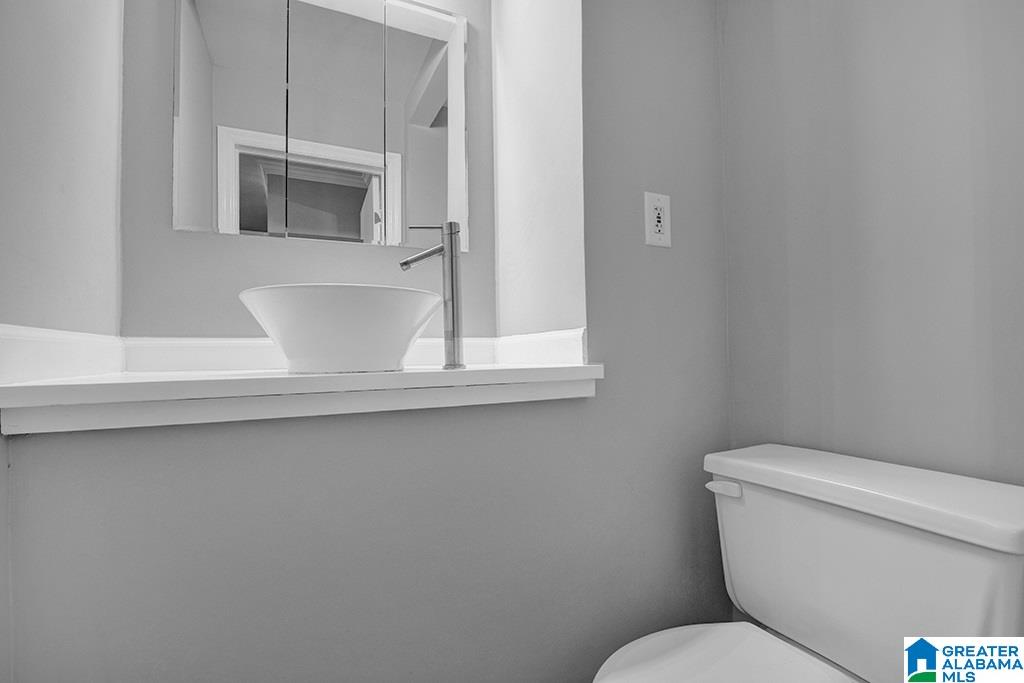 613 Ridge Top Circle Birmingham, AL 35206 - Photo 6 of 25