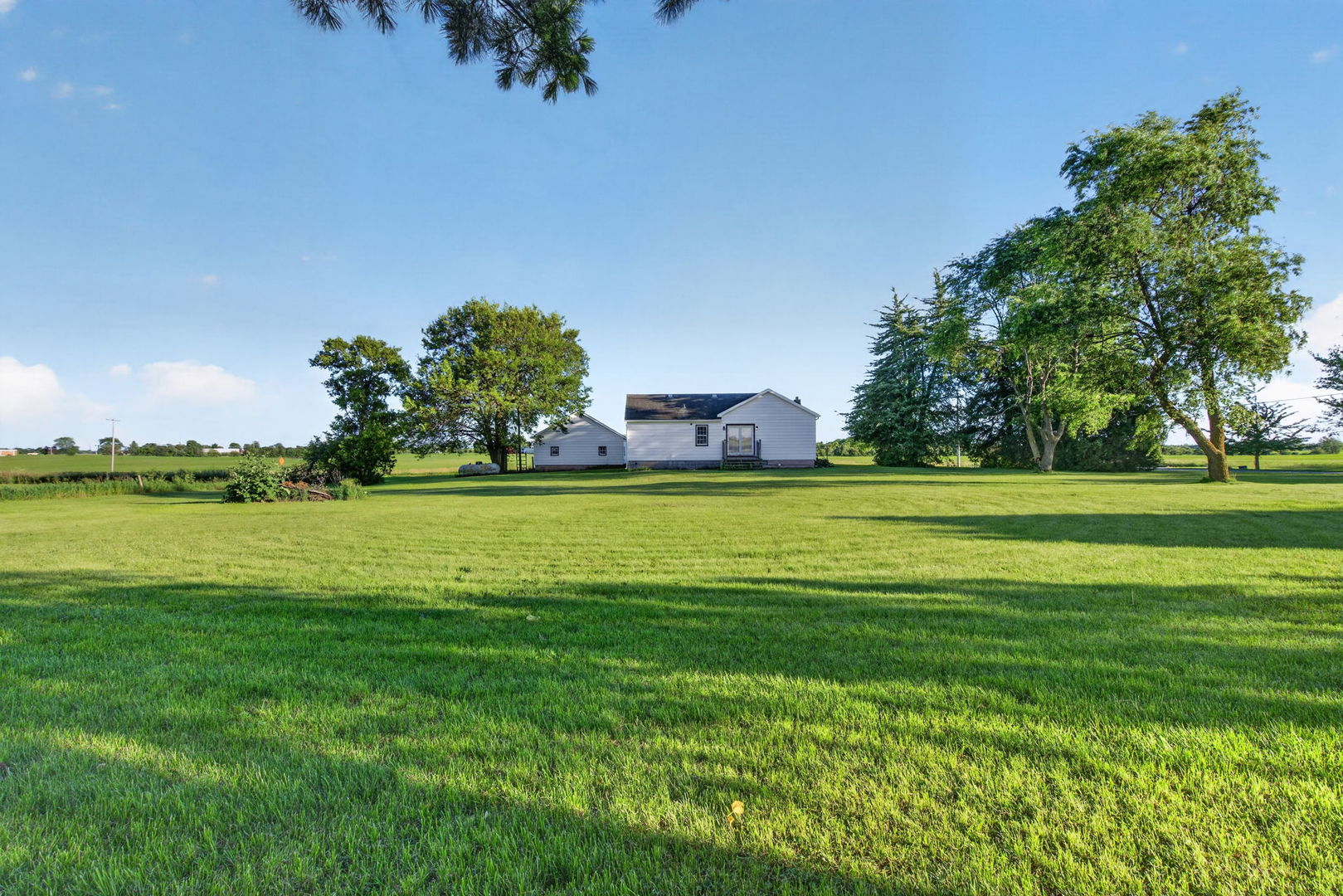 7950 West Eagle Lake Road Peotone, IL 60468 - Photo 9 of 37