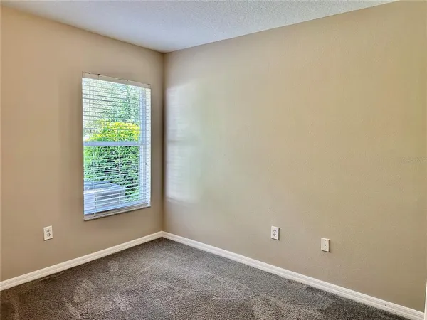 $2,100 | 13824 Royston Bend, Hudson, FL 34669