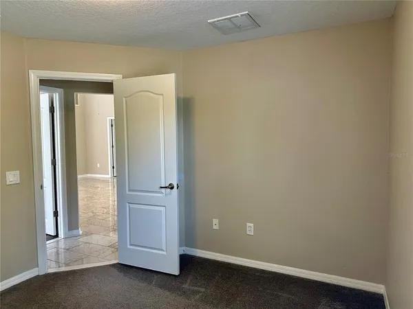 $2,100 | 13824 Royston Bend, Hudson, FL 34669