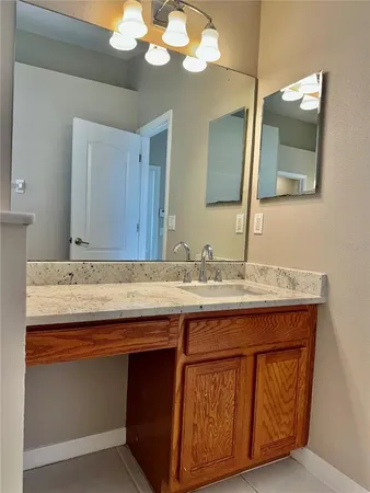 $2,100 | 13824 Royston Bend, Hudson, FL 34669