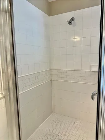 $2,100 | 13824 Royston Bend, Hudson, FL 34669