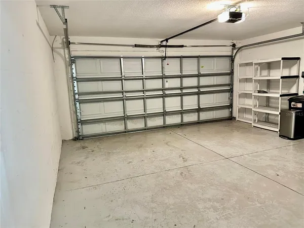 $2,100 | 13824 Royston Bend, Hudson, FL 34669