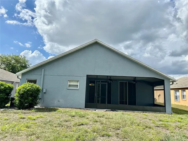 $2,100 | 13824 Royston Bend, Hudson, FL 34669