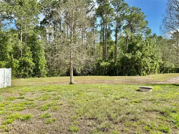 $2,100 | 13824 Royston Bend, Hudson, FL 34669