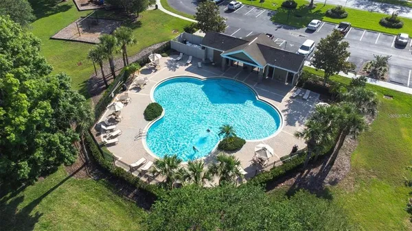 $2,100 | 13824 Royston Bend, Hudson, FL 34669