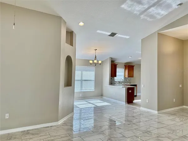 $2,100 | 13824 Royston Bend, Hudson, FL 34669