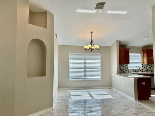 $2,100 | 13824 Royston Bend, Hudson, FL 34669