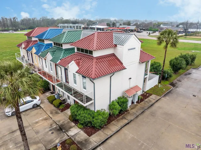 $249,990 | 3031 Barrow Street, Unit 41, Houma, LA 70360