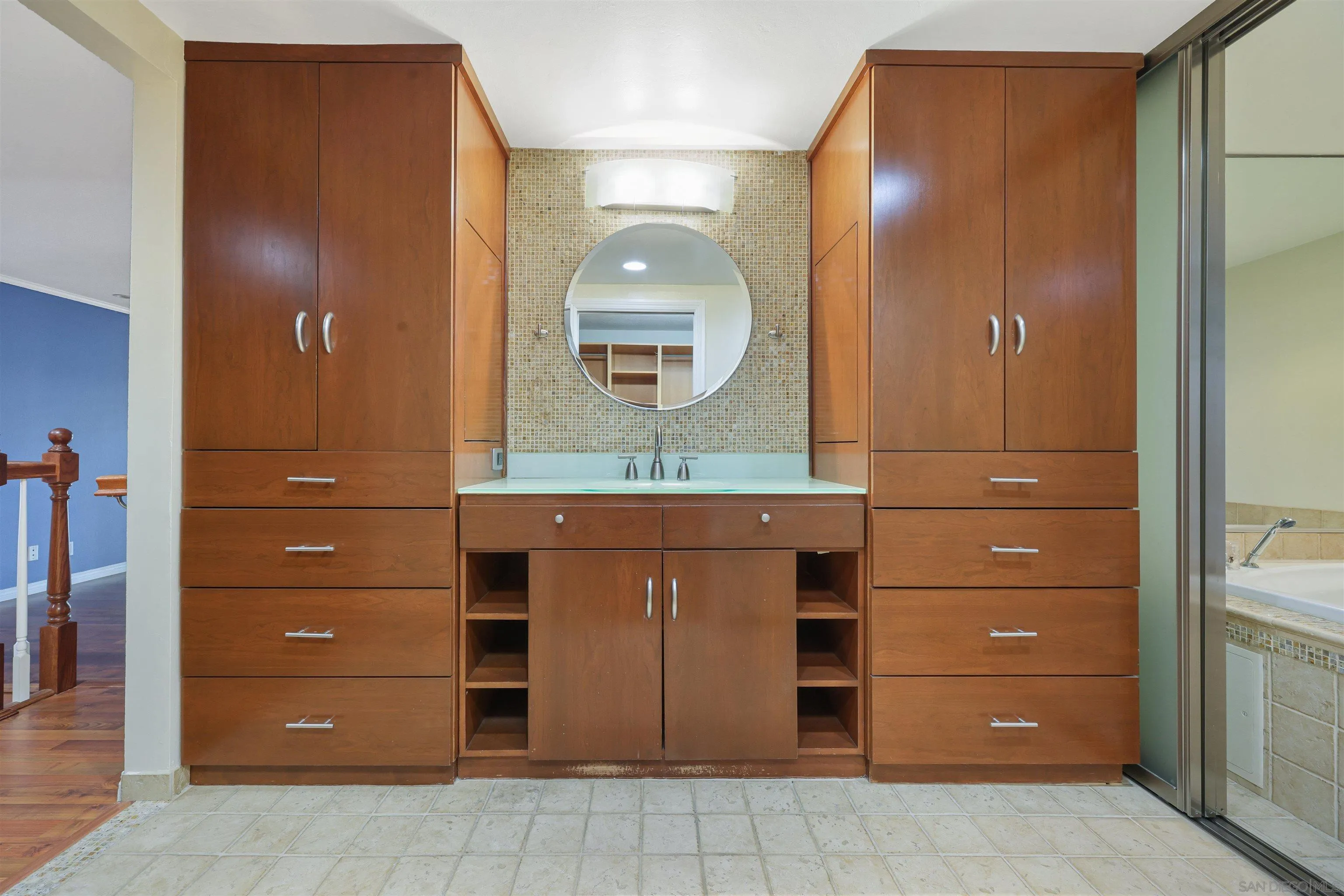 5605 Friars Road, Unit 280 San Diego, CA 92110 - Photo 21 of 31 Primary Bath/Spa