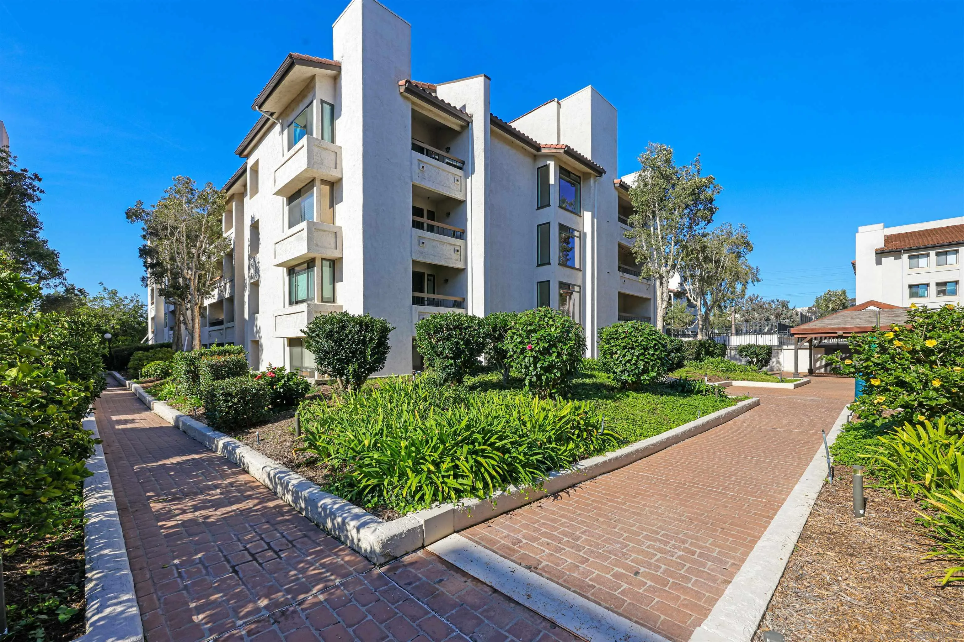 5605 Friars Road, Unit 280 San Diego, CA 92110 - Photo 26 of 31 Exterior Front
