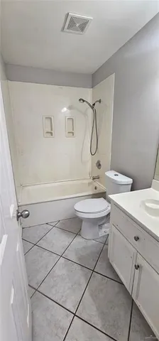 a view of utility room