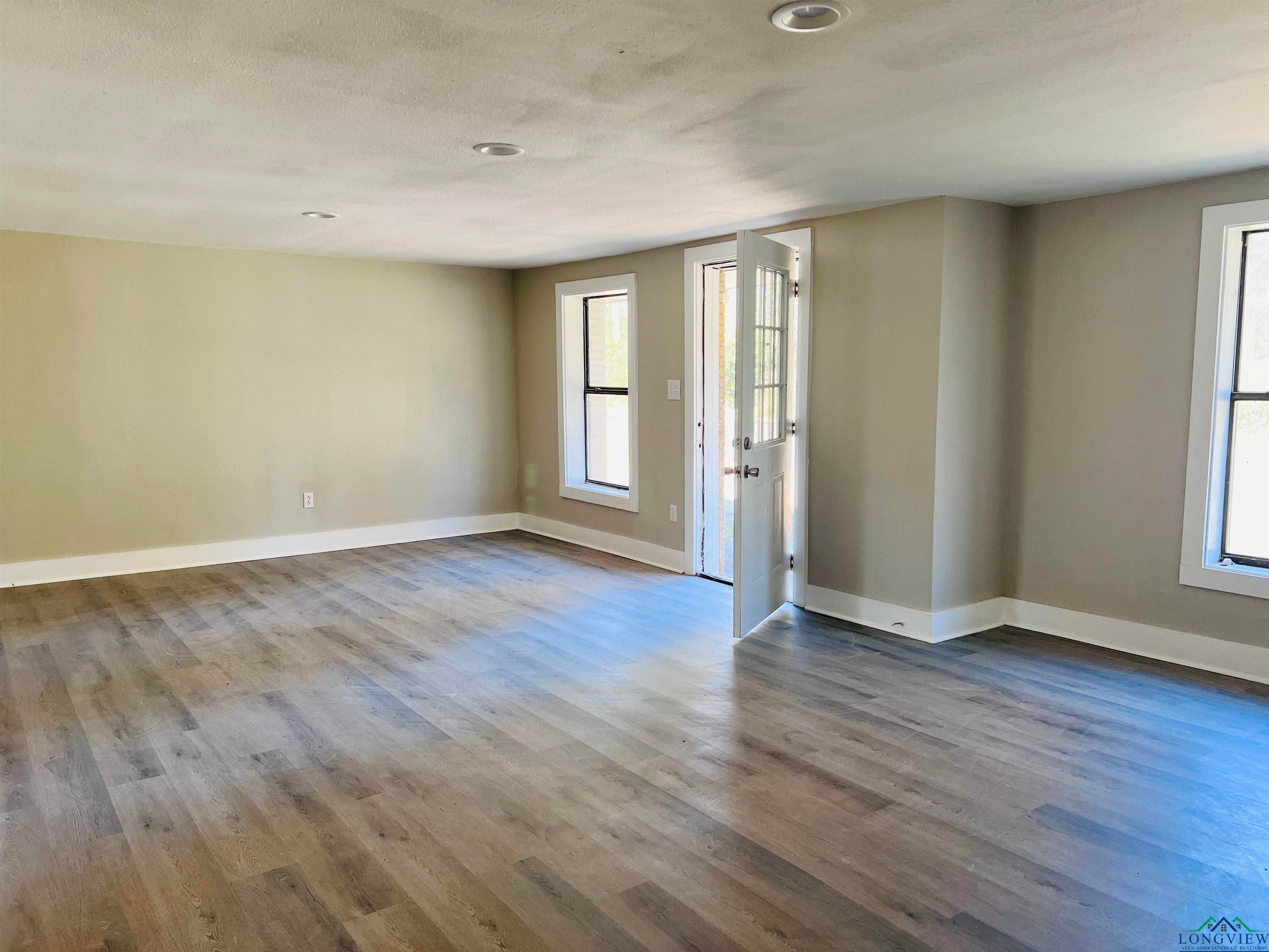 620 Logansport Street Center, TX 75935 - Photo 12 of 22 Gallery Image 12