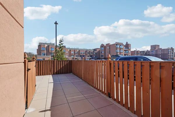 $839,000 | 316 Thornton Court, Unit 316, Edgewater, NJ 07020