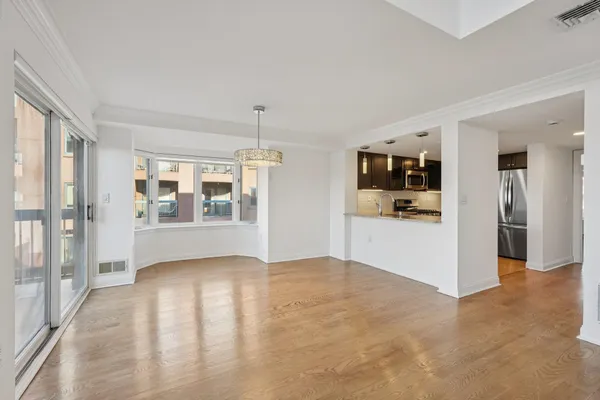 $839,000 | 316 Thornton Court, Unit 316, Edgewater, NJ 07020