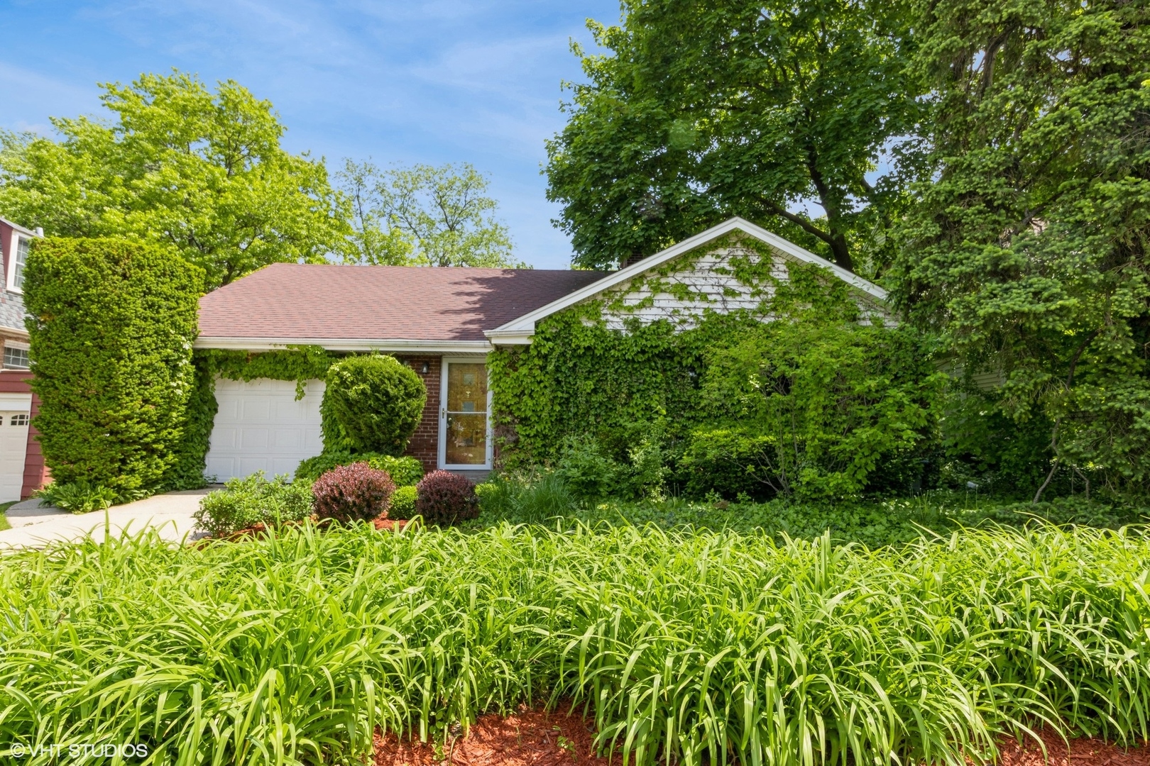 301 South Wolf Road Des Plaines, IL 60016 - Photo 1 of 13 Gallery Image 1