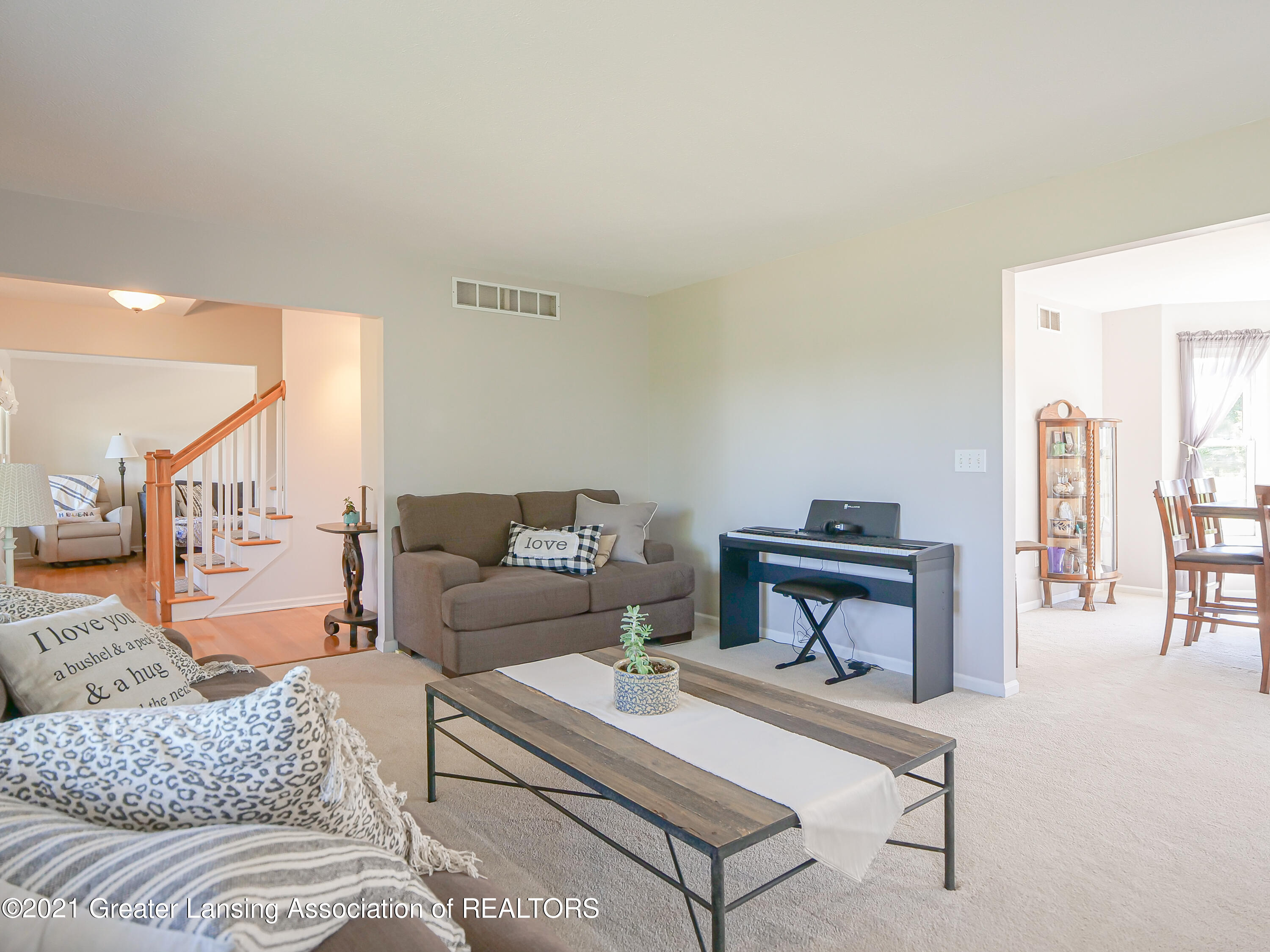 5991 West Clark Road Lansing, MI 48906 - Photo 8 of 71 5991_W_Clark_Rd-13