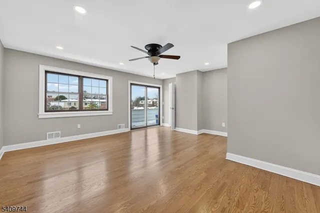 $475,000 | 602 Westminster Court, Hillsborough, NJ 08844