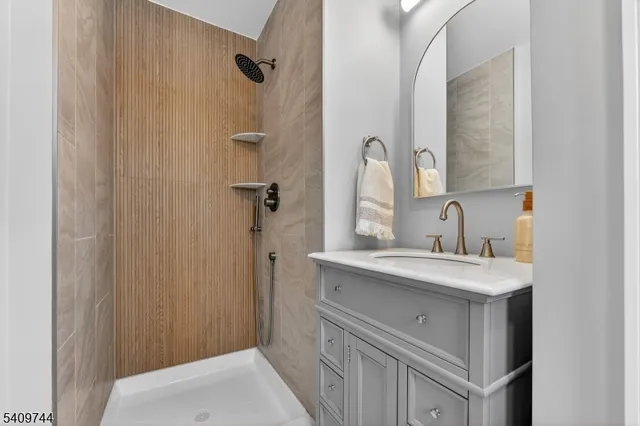 $475,000 | 602 Westminster Court, Hillsborough, NJ 08844