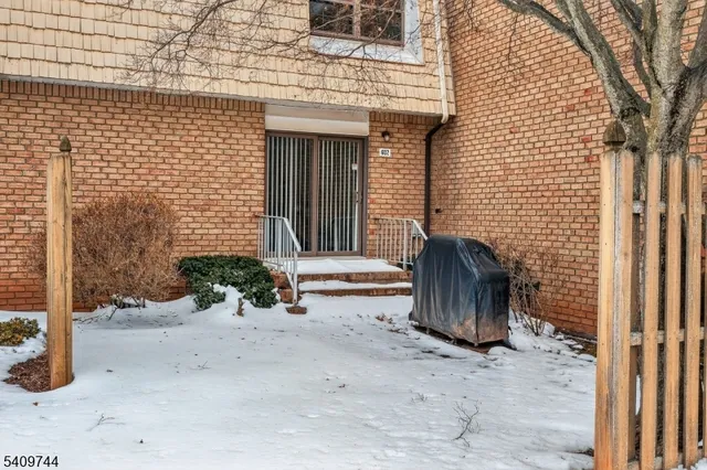 $475,000 | 602 Westminster Court, Hillsborough, NJ 08844