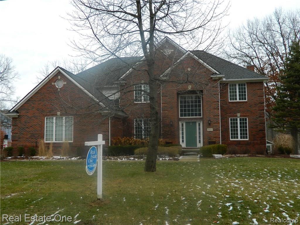 1053 Seville Road Rochester Hills, MI 48309 - Photo 1 of 66