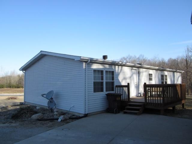 18722 Madden Road Churubusco, IN 46723 - Photo 7 of 29 Gallery Image 7