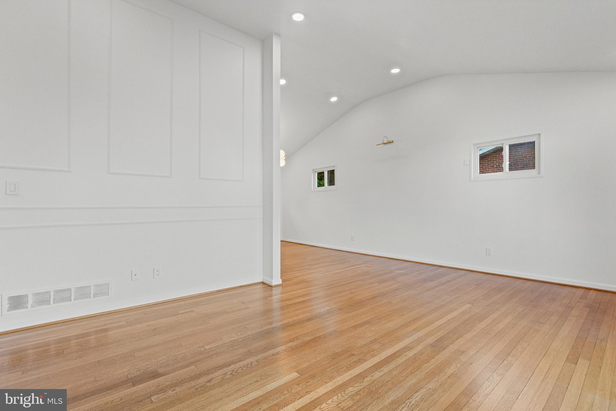 3311 Southgreen Road Baltimore, MD 21244 - Photo 3 of 34