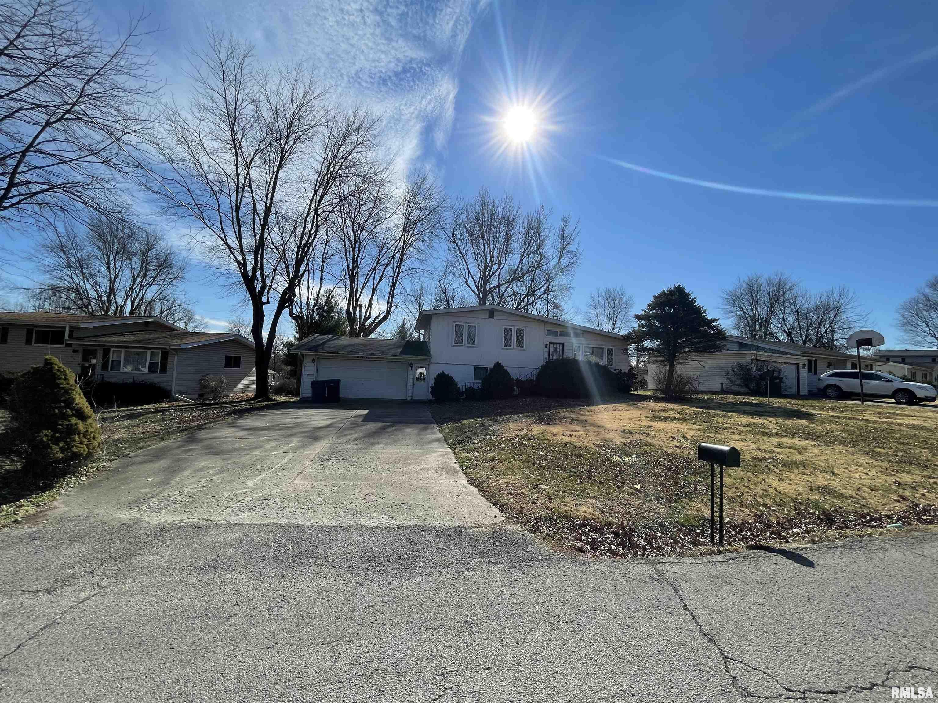 2801 Jamison Boulevard Mount Vernon, IL 62864 - Photo 2 of 27