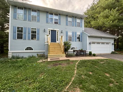 213 Griffin Place Southwest, Poplar Grove, IL 61065
