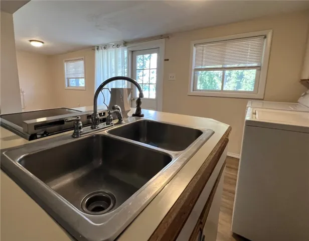 $975 | 404 Perry Street, Horseheads, NY 14845